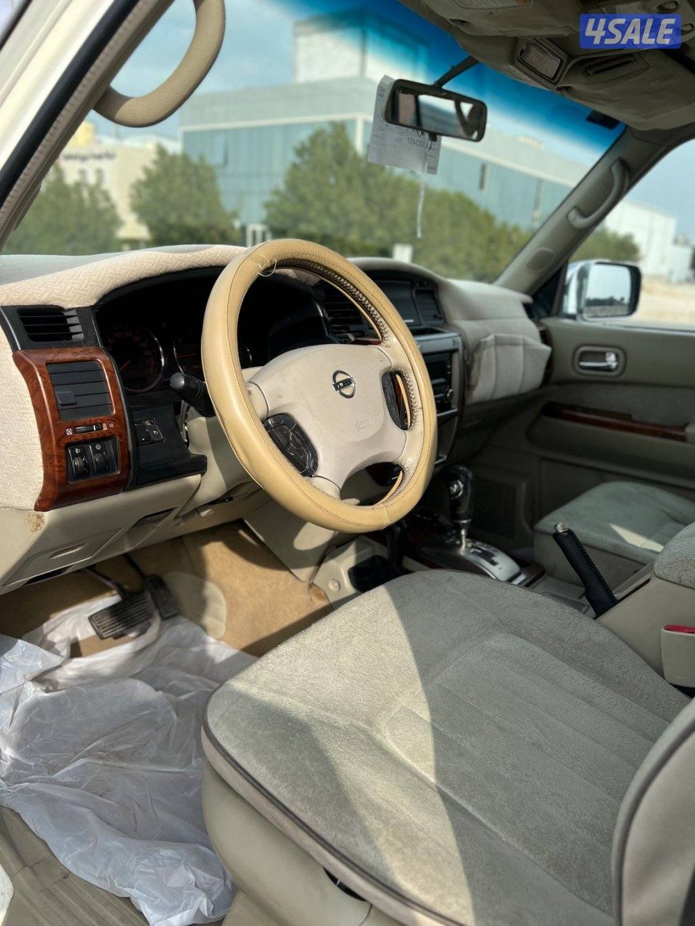 للبيع نيسان فتك 2006 القير تماتيك شرط الفحص قير مكينة شاصي لايوثر6