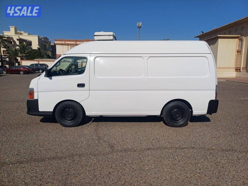 للبيع نيسان ثلاجه 20116