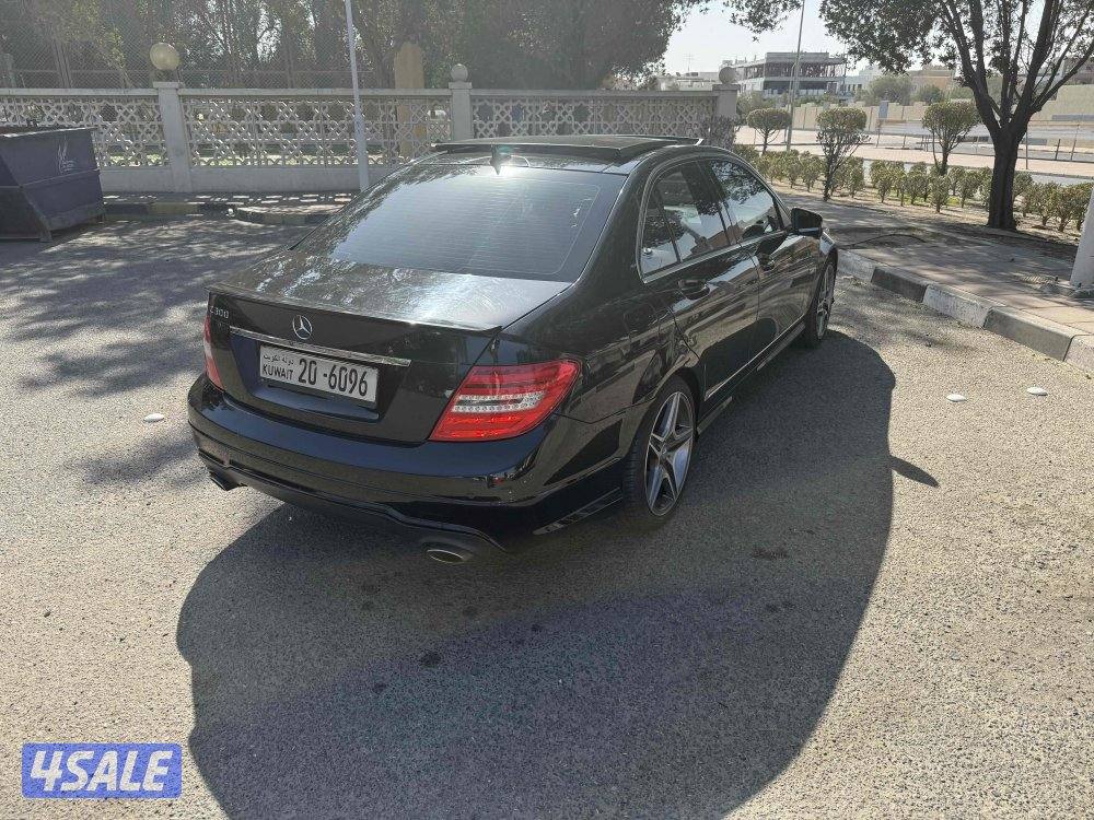 مرسيدس c3000