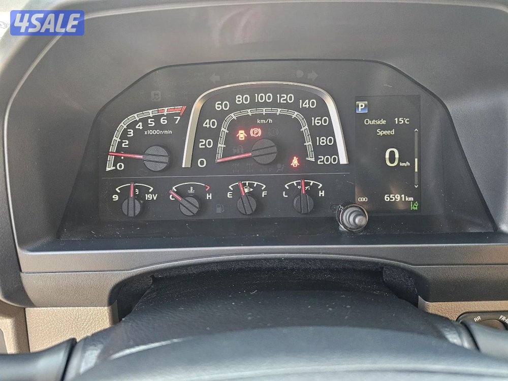 لاند كروزر L76 موديل 202515