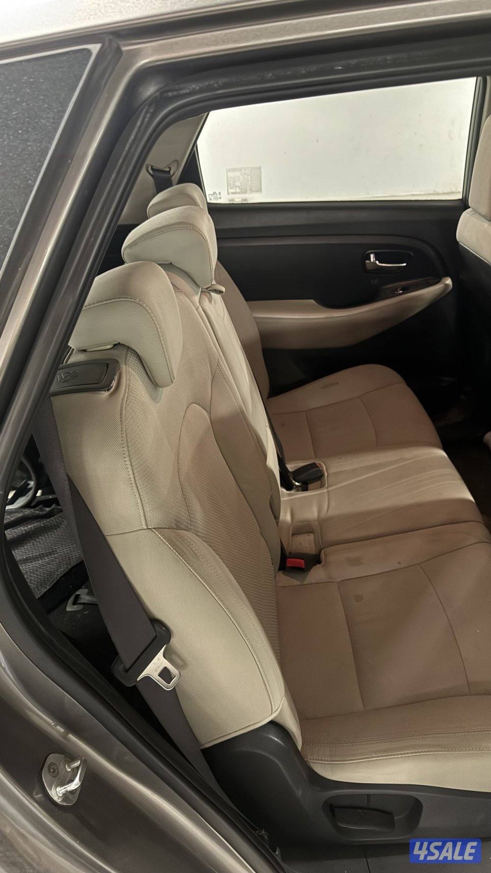 كيا كارينز 20172