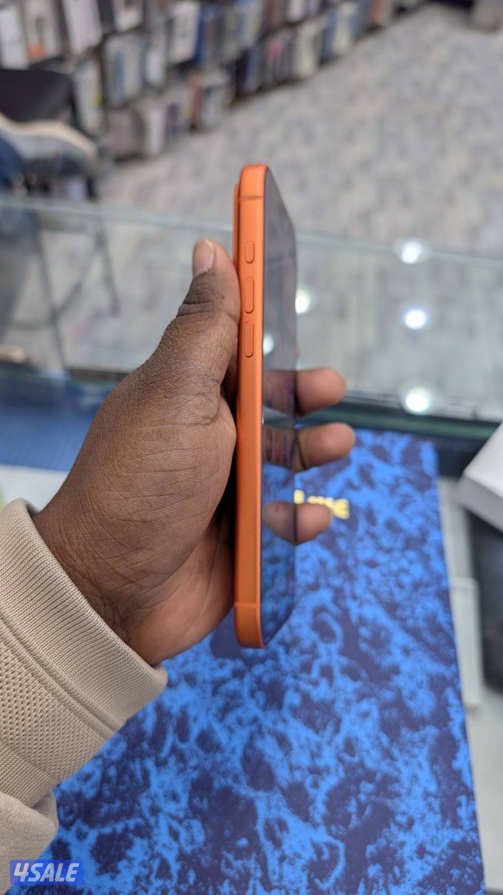 iPhone 17 pro max 2TB7