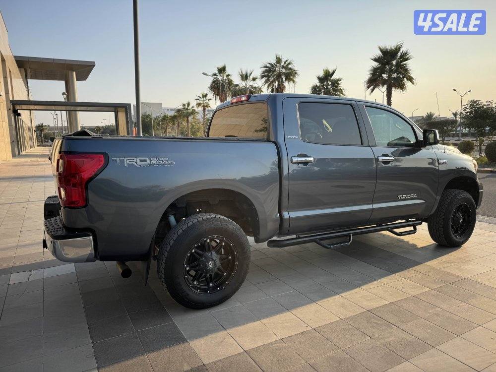 للبيع : وانيت تندرا : موديل 2010 : شرط الفحص2