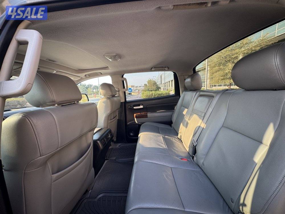 للبيع : وانيت تندرا : موديل 2010 : شرط الفحص3