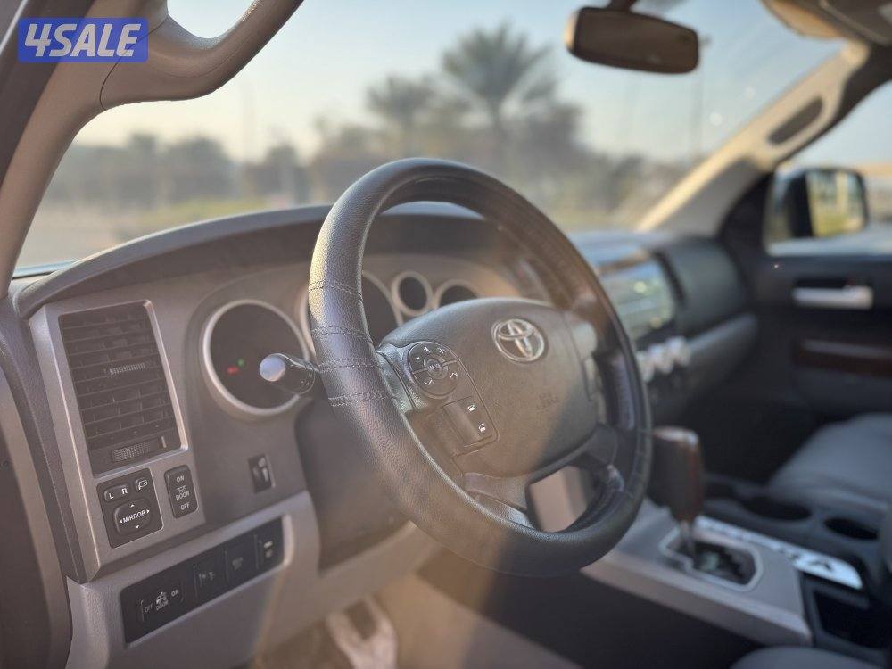 للبيع : وانيت تندرا : موديل 2010 : شرط الفحص6