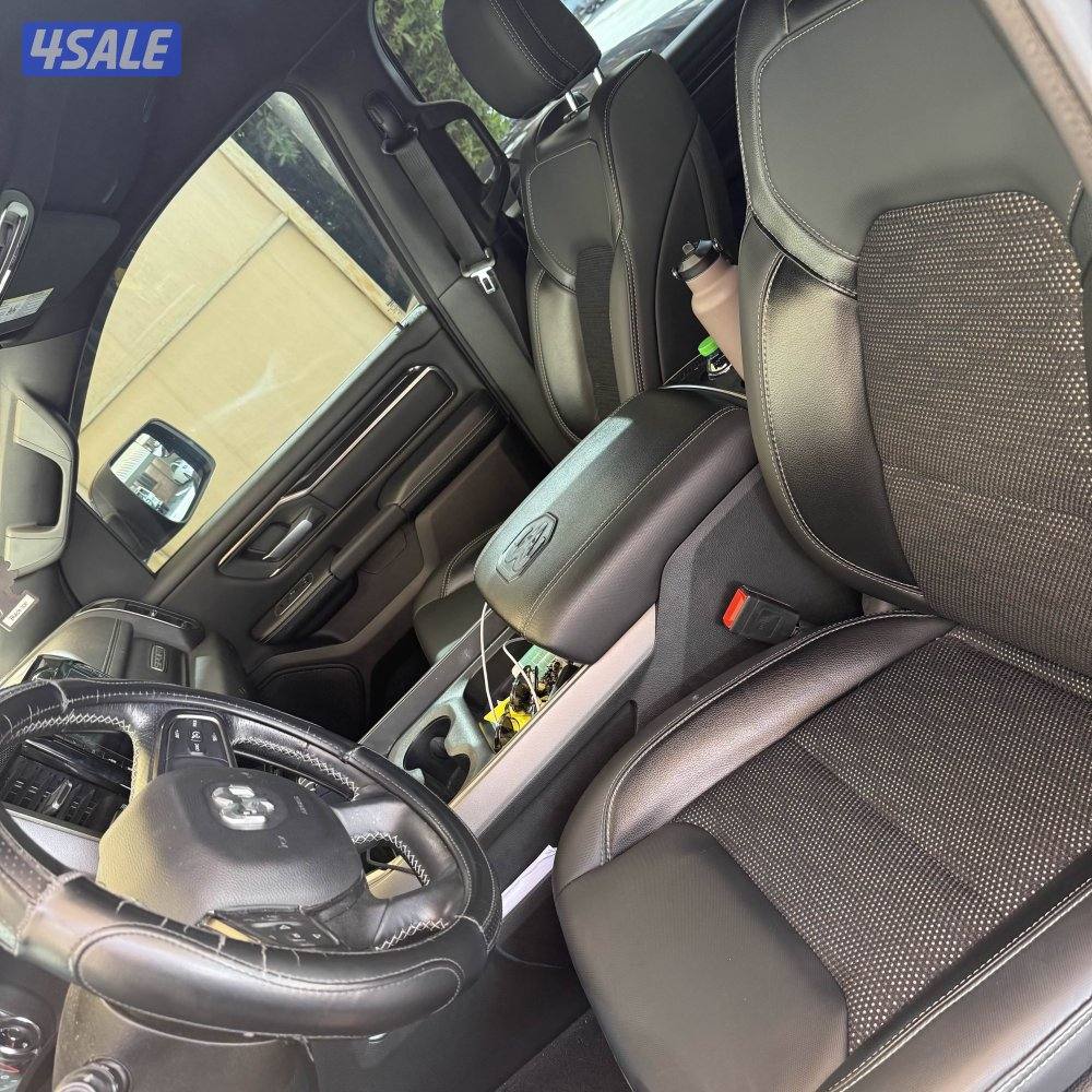 للبيع دوج رام لارامي سبورت بلاك اديشن3