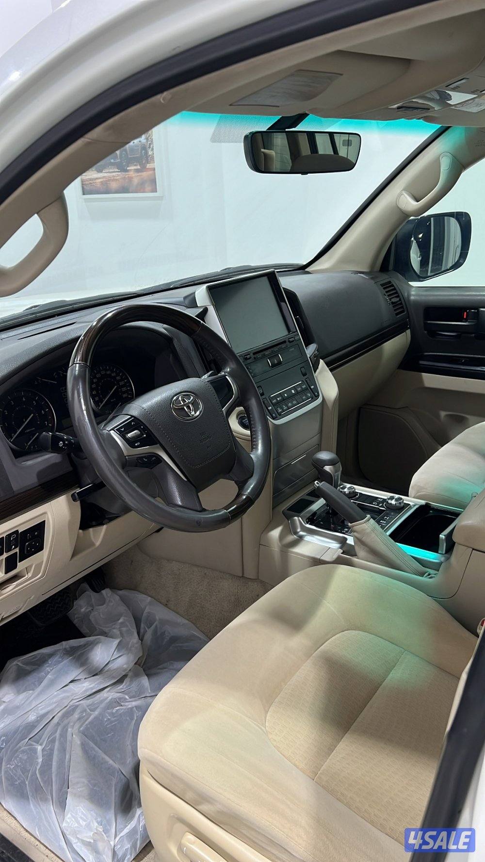 لاند كروزر20214