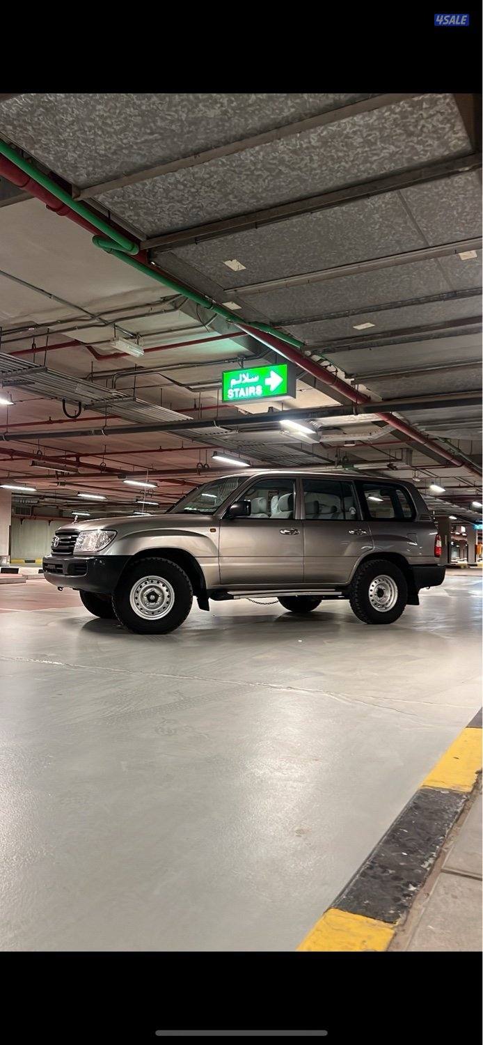 للبيع ستاندر اصلي وارد قطر موديل ٢٠٠٧ شرط الفحص قير مكينه شاصي جيد صبغ14