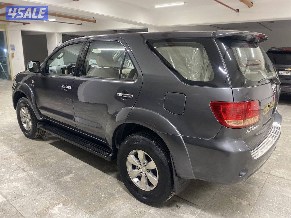 للبيع 2008 الساير 4 سلندر3