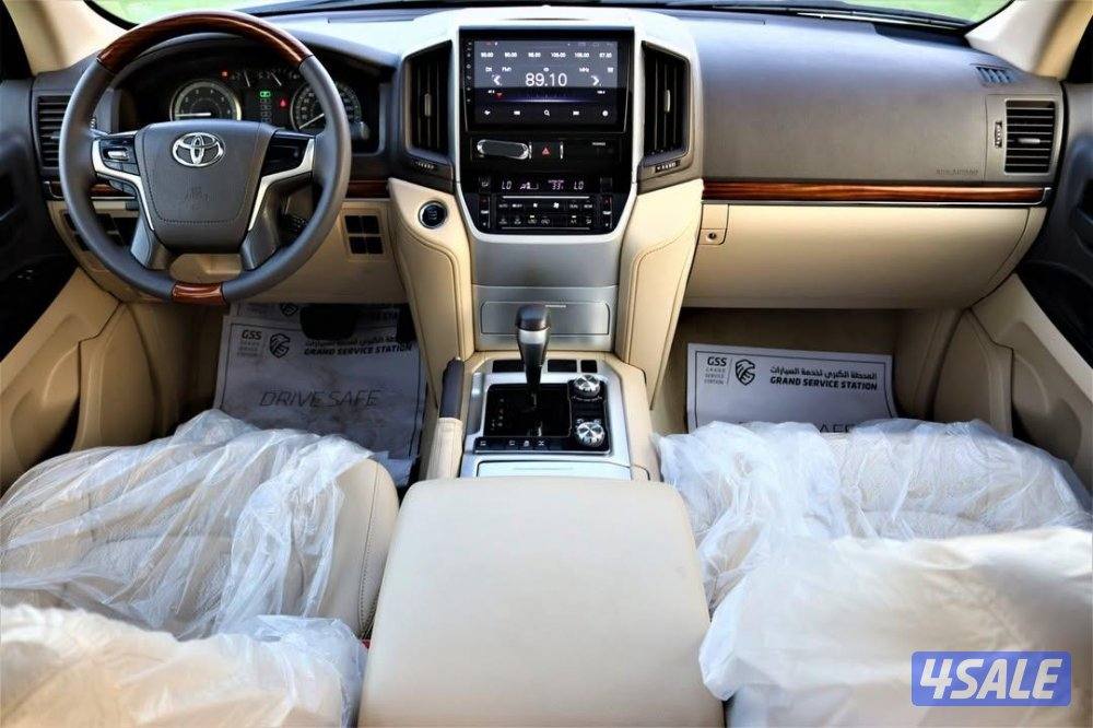 تويوتا لاندكروزر 2018GXR وكاله البحرين اقرا الاعلان من فضلك7