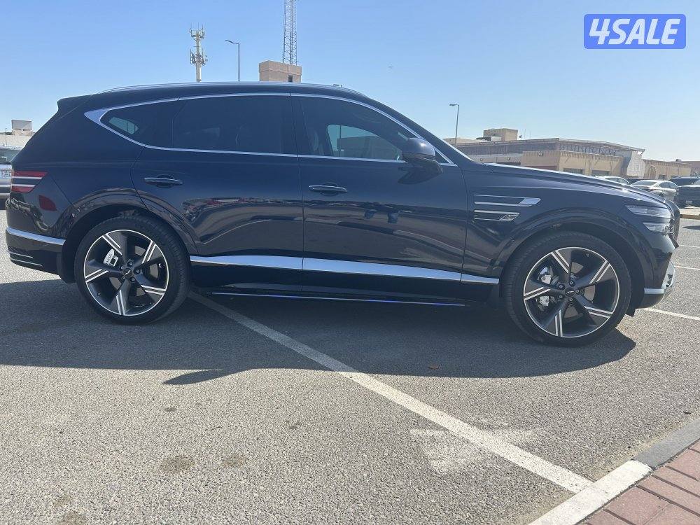 للبيع جينيسيس GV803