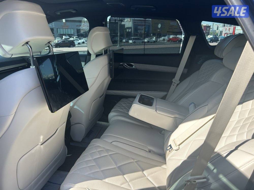 للبيع جينيسيس GV806