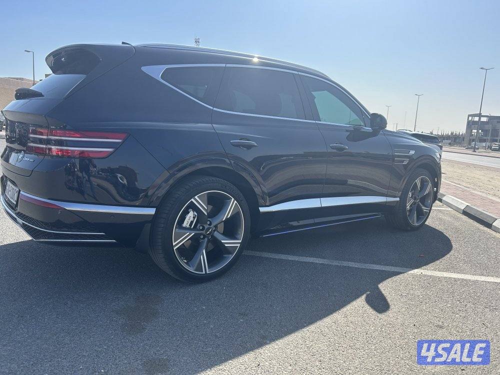 للبيع جينيسيس GV805