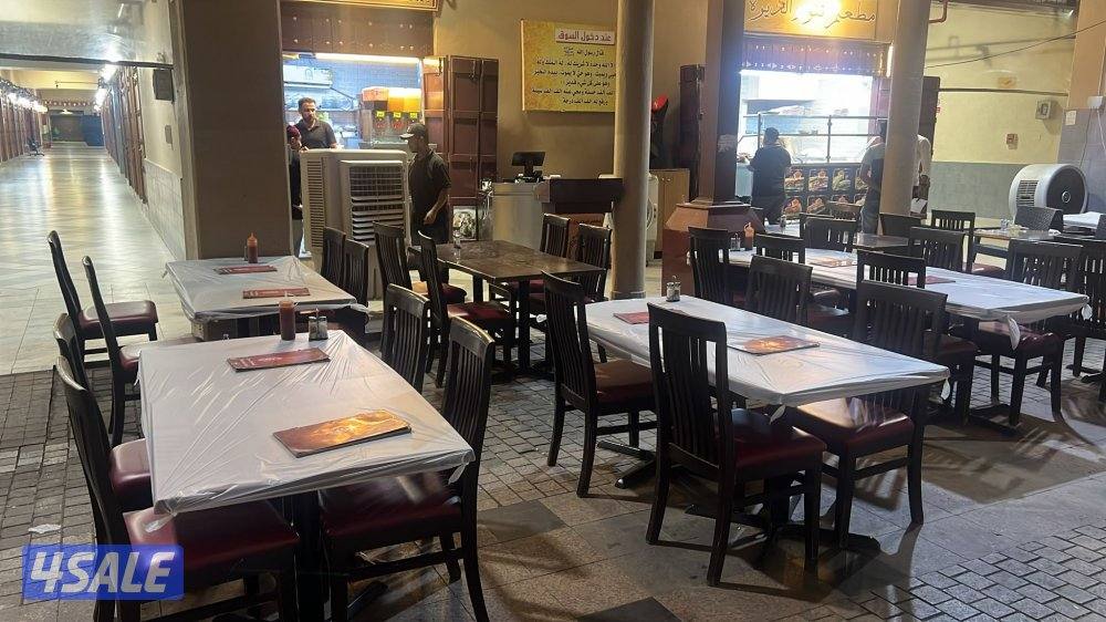 للبيع 3محلات في المباركيه6