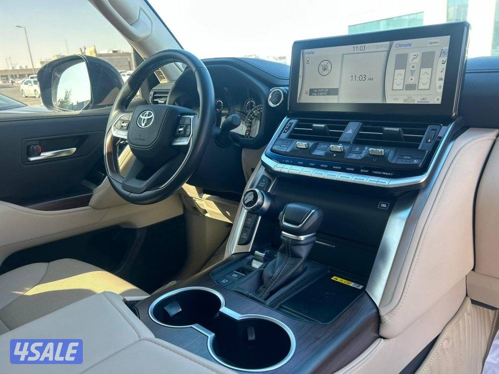 تويوتا لاند كروزر GX.R AEROs  twin turbo.V6 موديل 2024 ماشى 30.000 k7