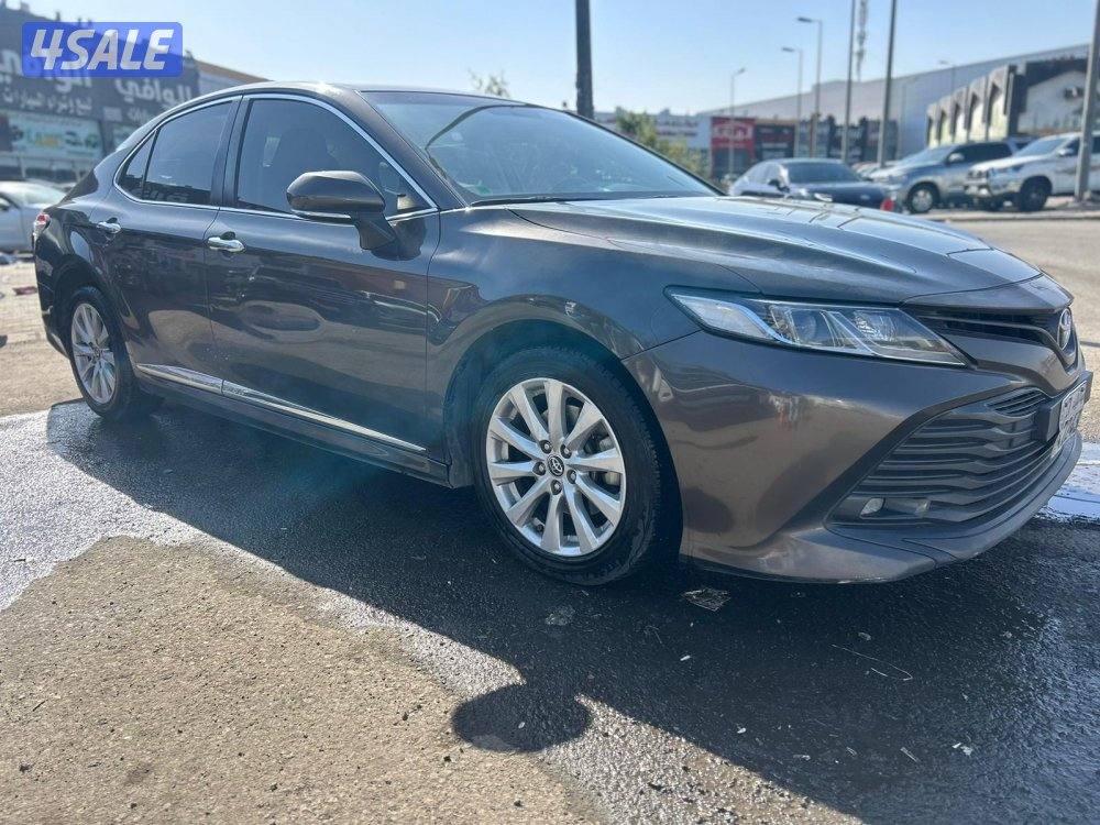تيوتا كامرى V4 -GLE موديل 2019 ماشى 126.000 k.m وارد الساير .صبغ وكالة1