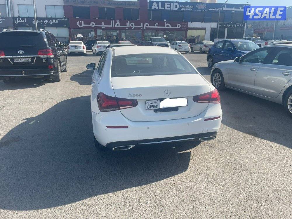 للبيع مرسيدس A200 ماكينه 1400 cc3