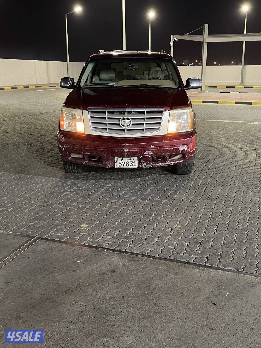 للبيع اسكاليد موديل ٢٠٠٣4