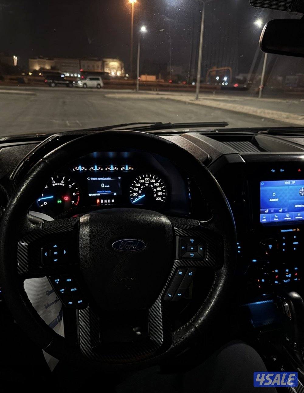 وانيت فورد F150 بحالة الوكالة كامل مواصفات عدا الفتحه ماشي 1350005