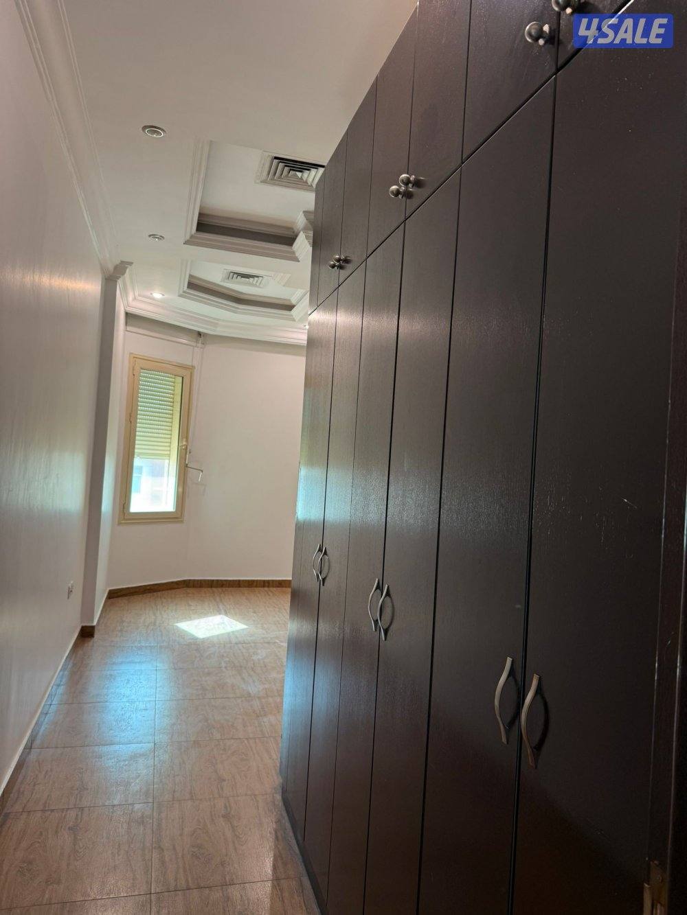 للايجار شقة في القادسية  ٤ غرفة صالة مطبخ مجهز1