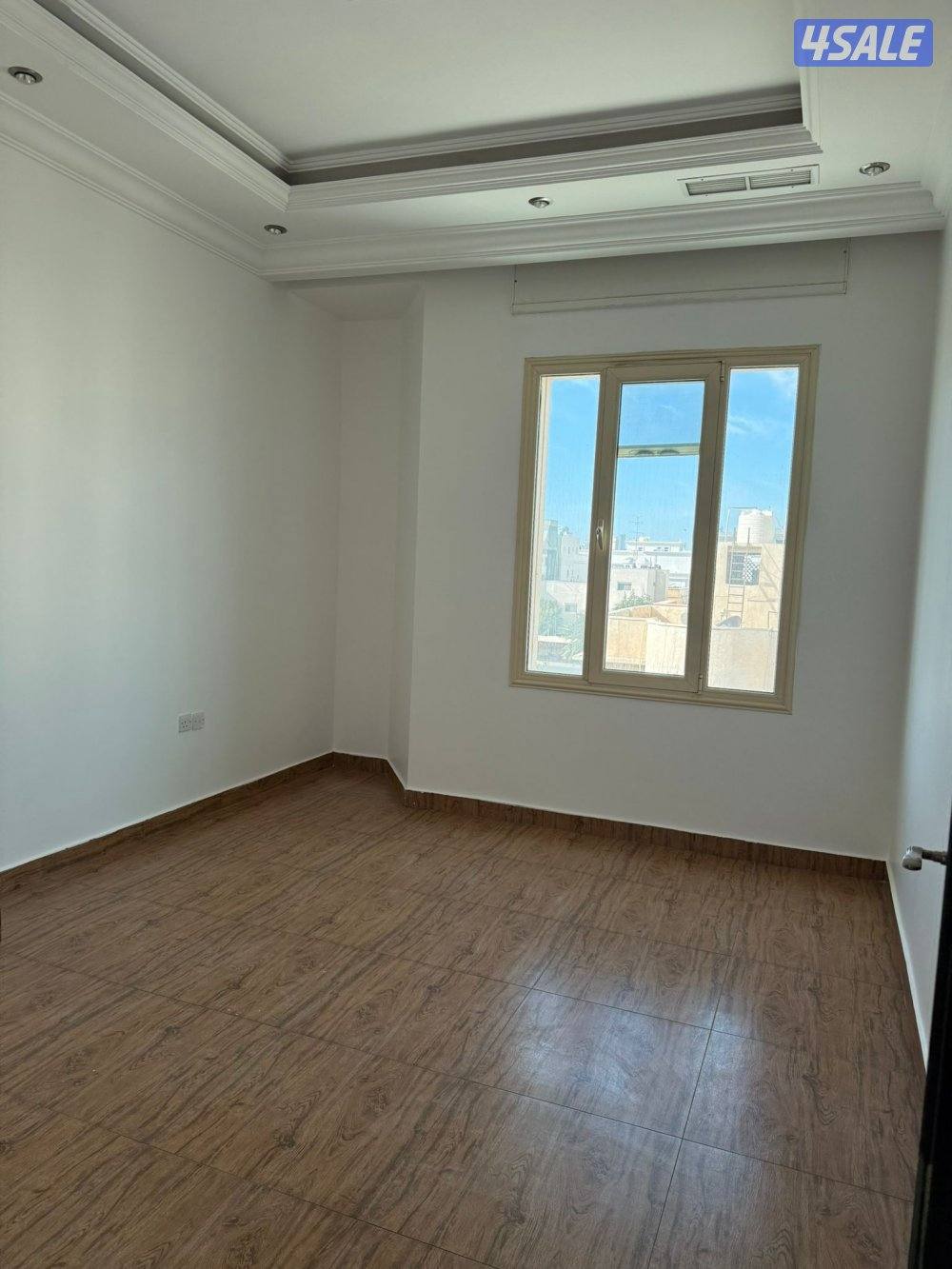 للايجار شقة في القادسية  ٤ غرفة صالة مطبخ مجهز3