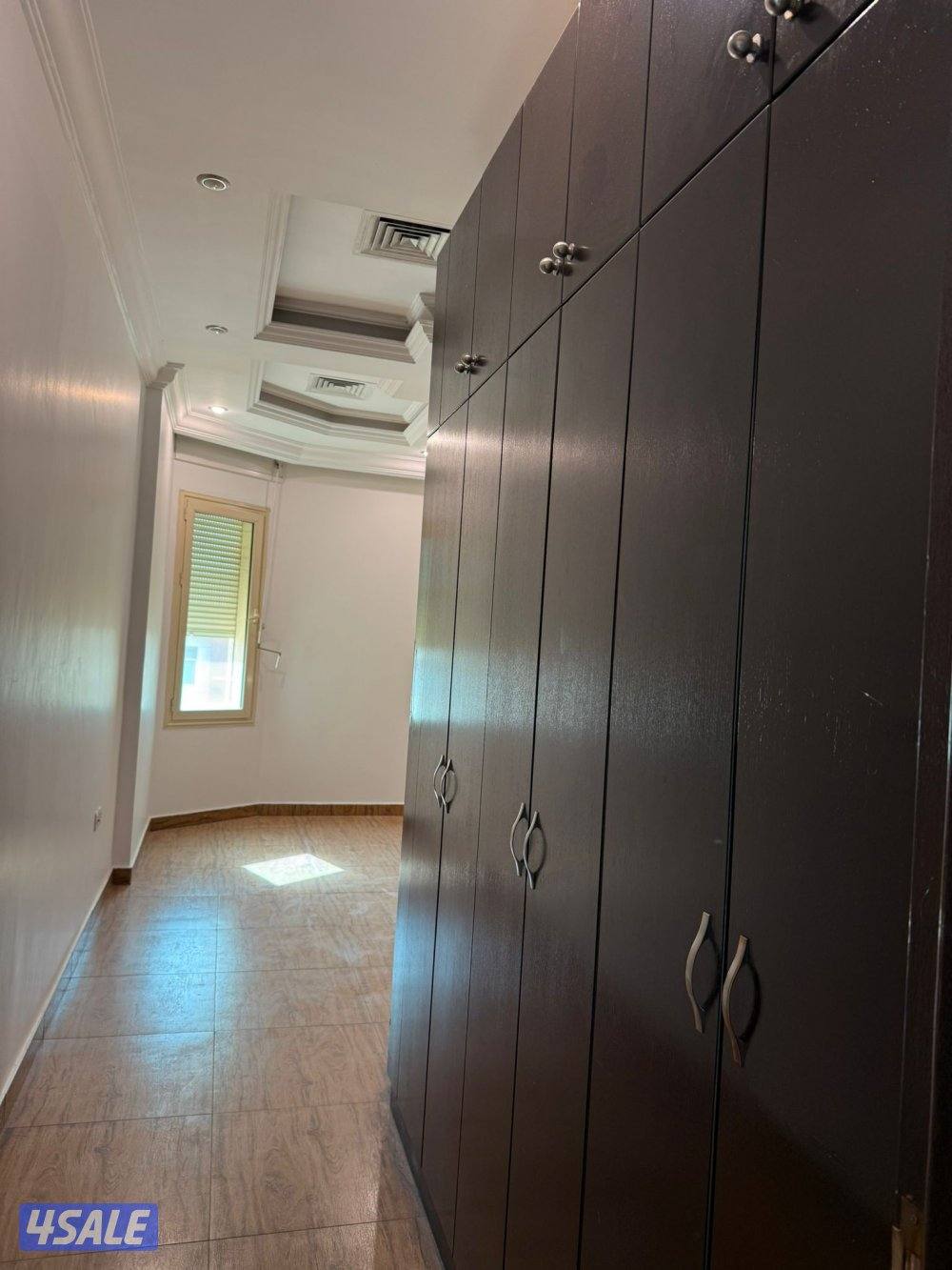 للايجار شقة في القادسية  ٤ غرفة صالة مطبخ مجهز4