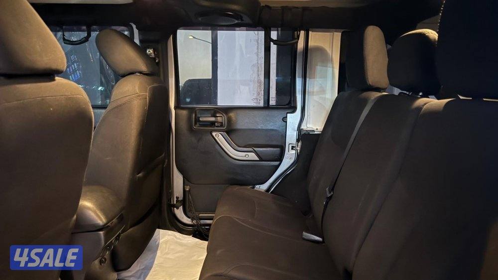 للبيع رانقلر 20165