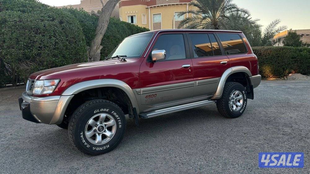 للبيع نيسان سوبر سفاري موديل 19983