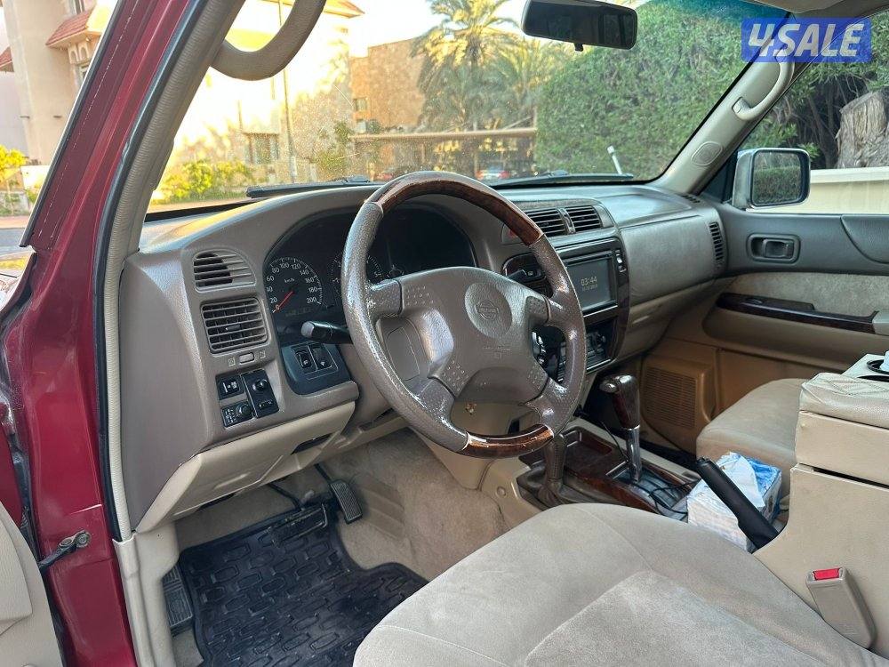 للبيع نيسان سوبر سفاري موديل 199810