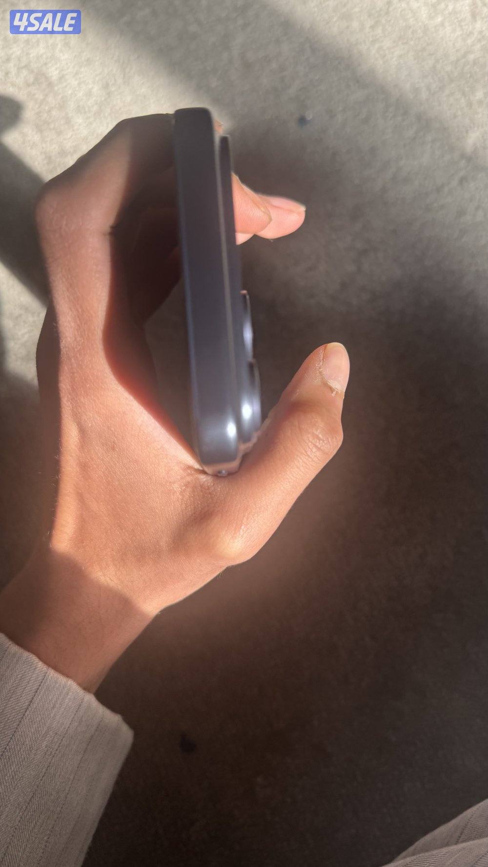 ‏الجهاز iPhone 17 إماراتي نظيف1