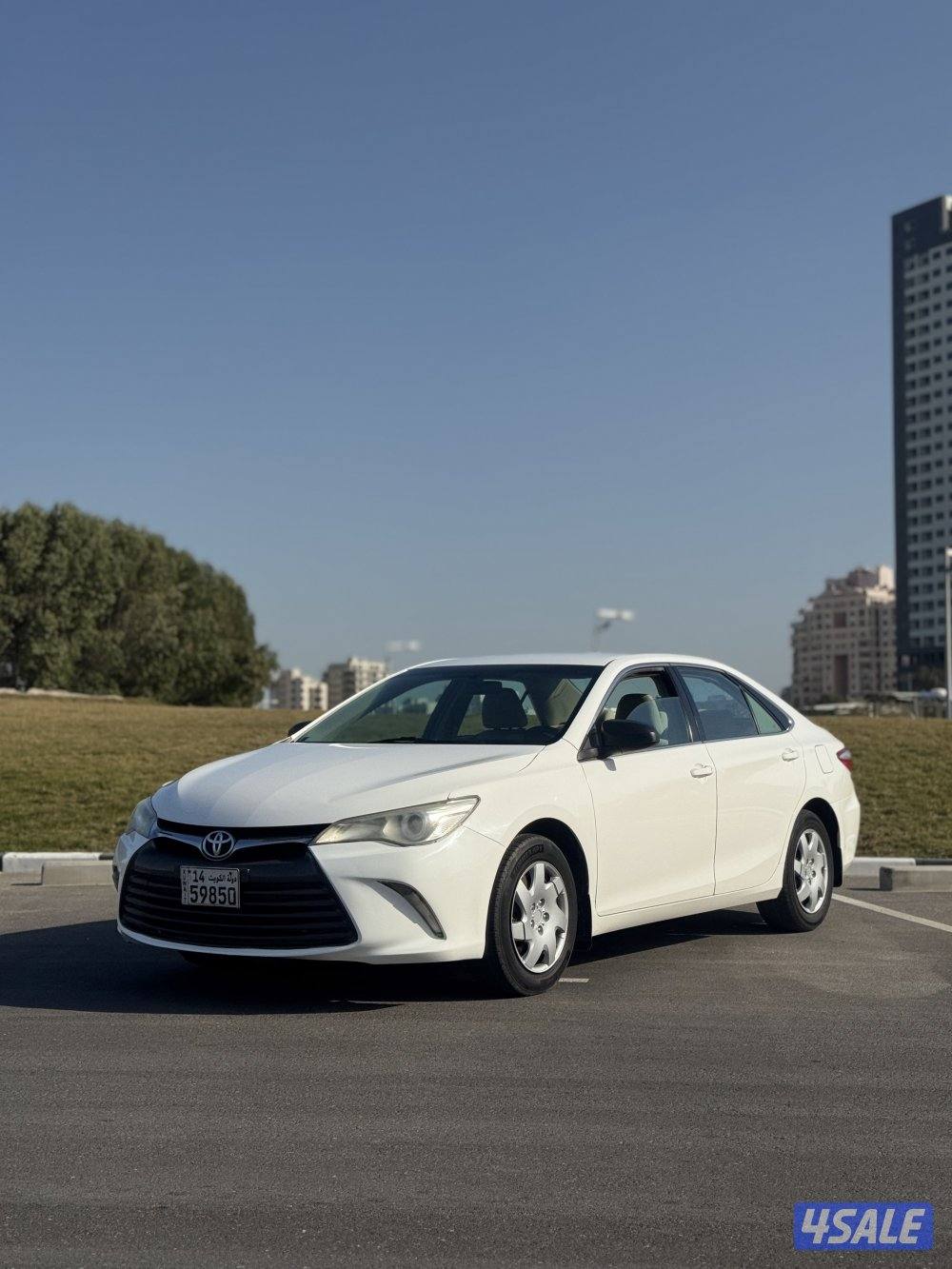 للبيع كامري GL موديل 2017 بحاله جيده0