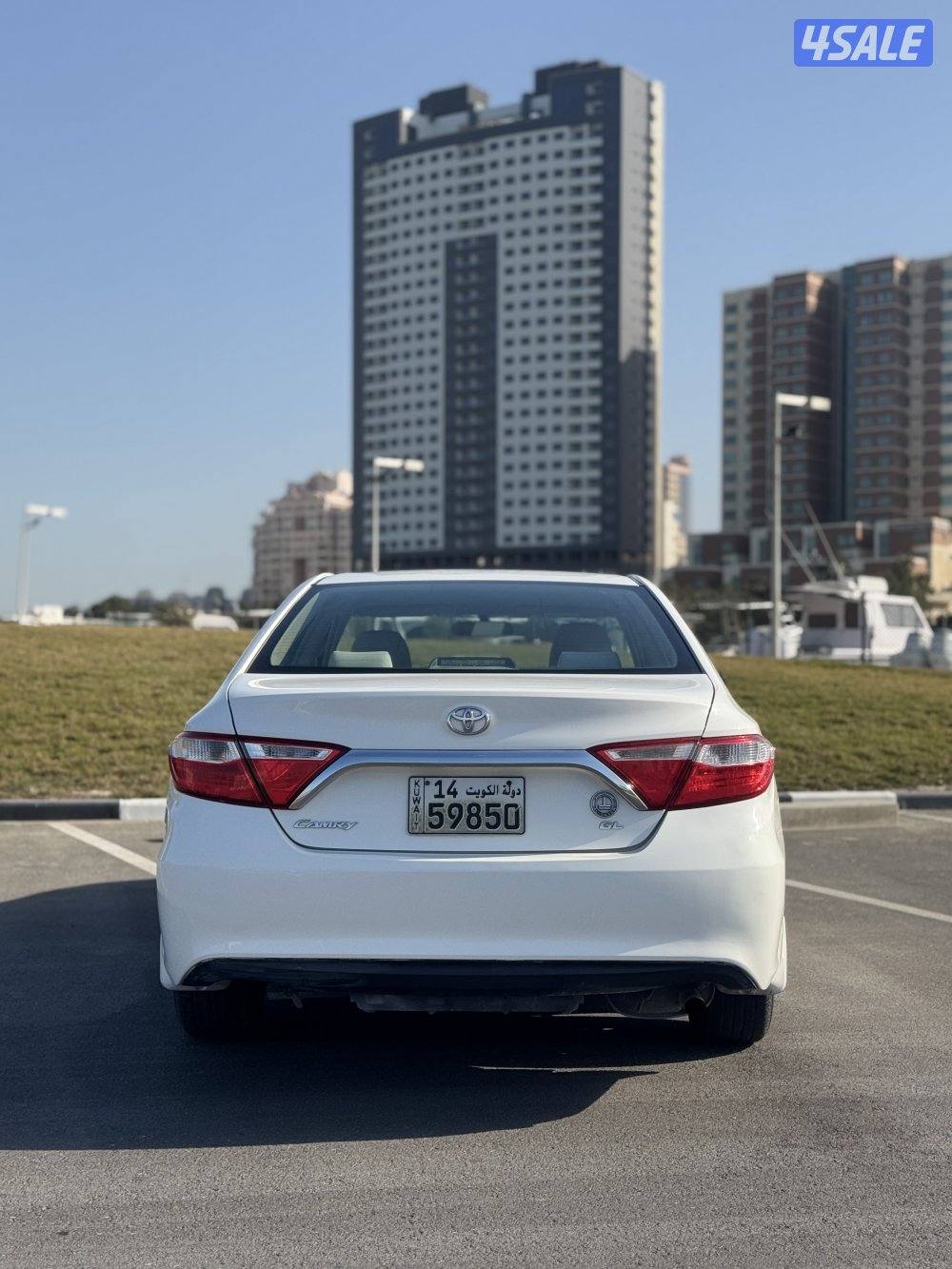 للبيع كامري GL موديل 2017 بحاله جيده1