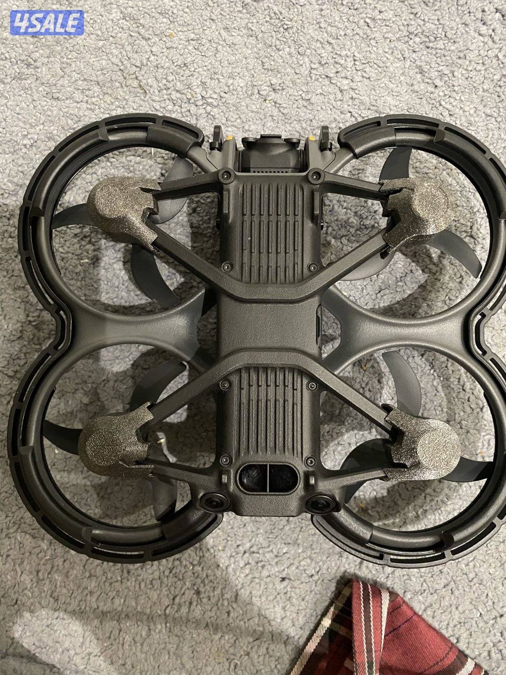 درون Dji افاتا 21