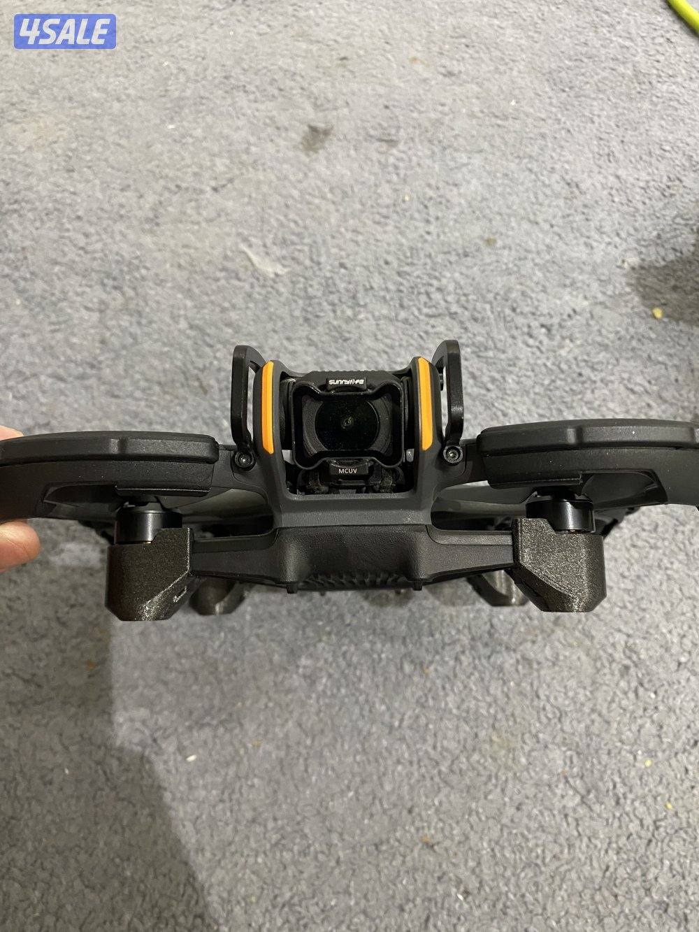 درون Dji افاتا 24