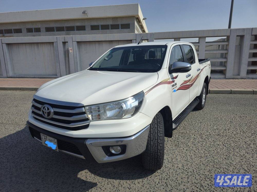 Toyota Hilux pick-up automatic 4x4 ( 2020 model ) full option 49000 km0