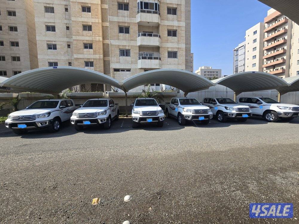 Toyota Hilux pick-up automatic 4x4 ( 2020 model ) full option 49000 km13