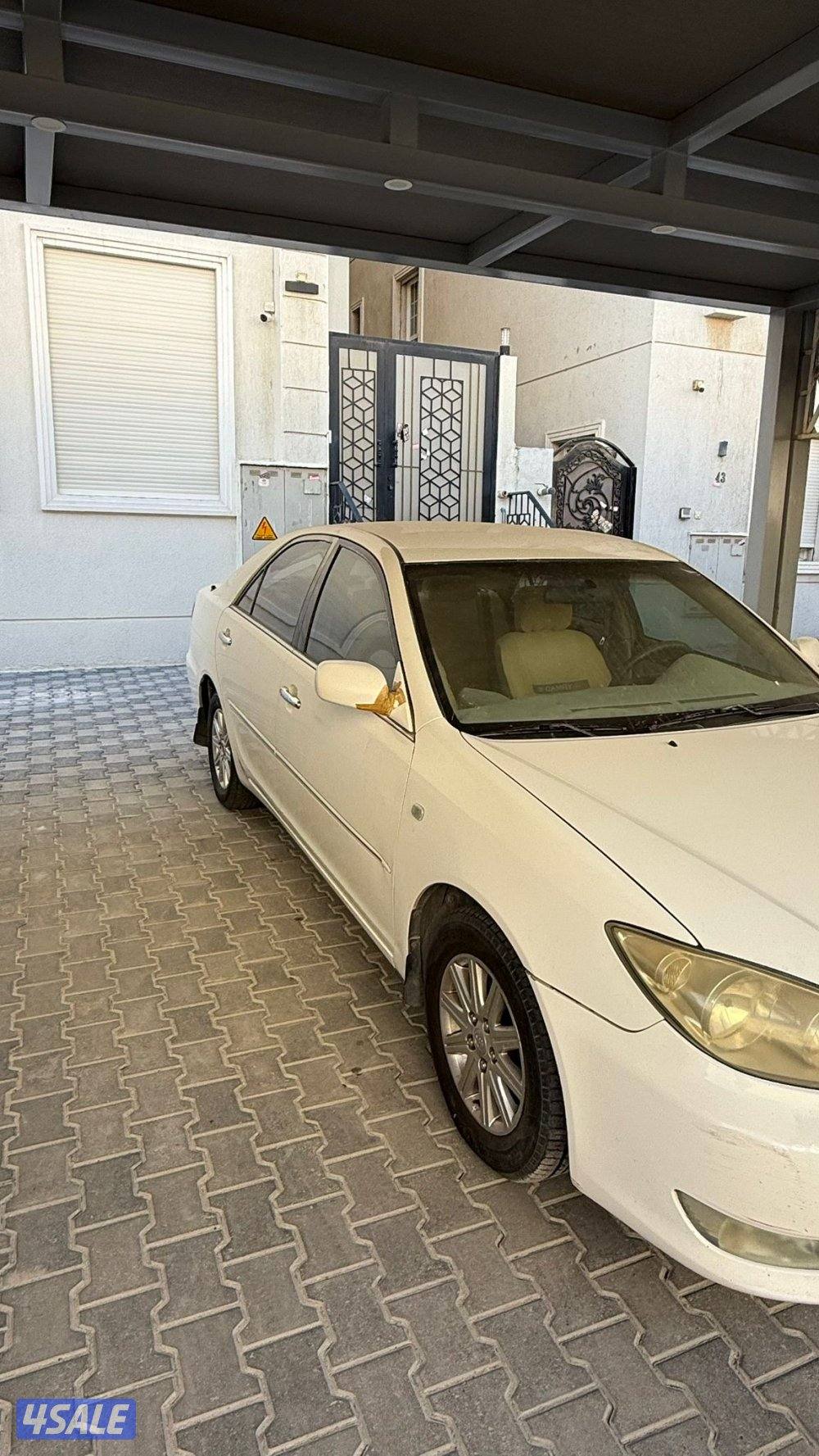 للبيع كامري 200610