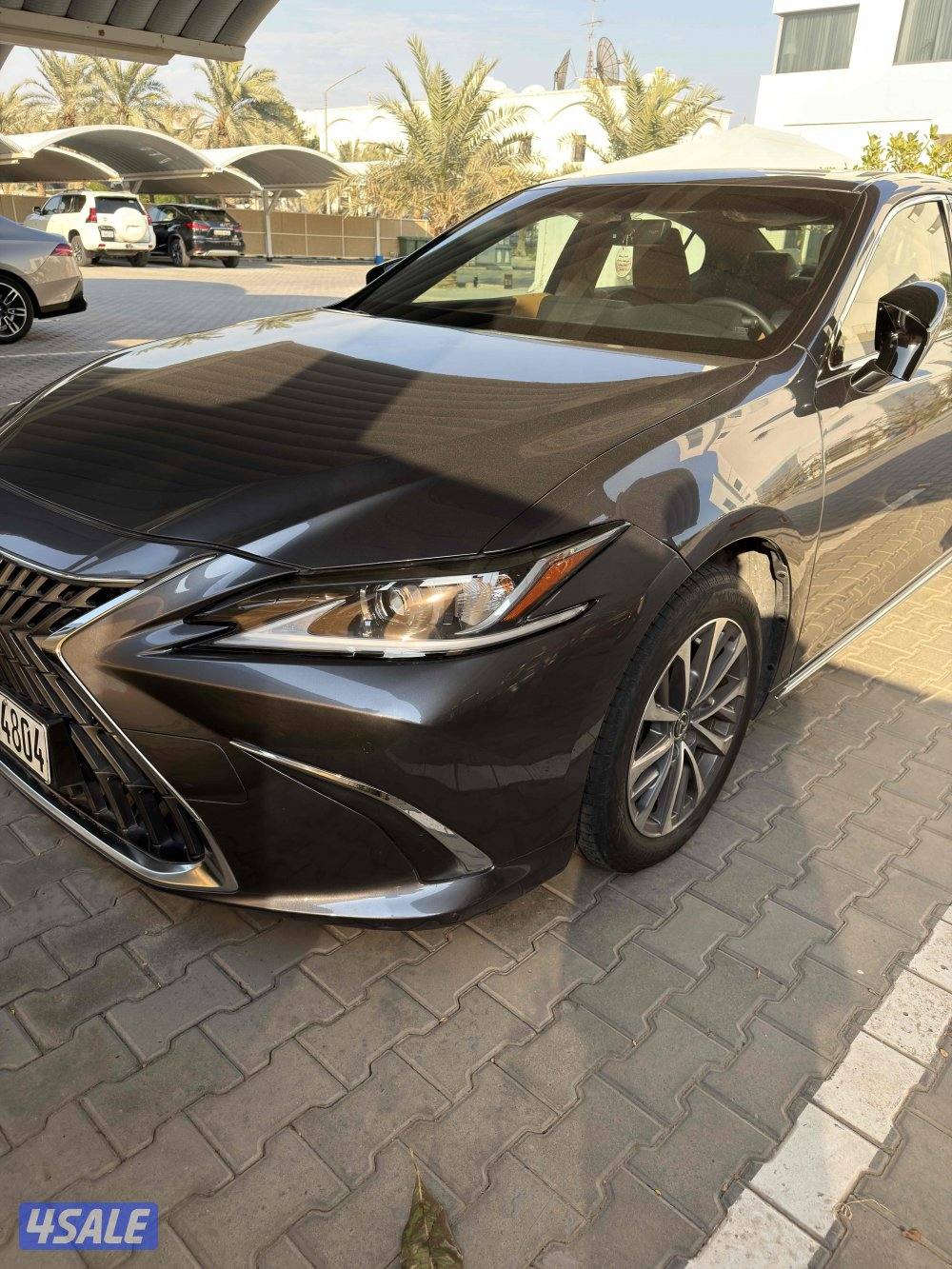 اللون رمادي ماشي 14 الف Es250 موديل 2023 شرط الفحص التواصل وتس اب فقط1