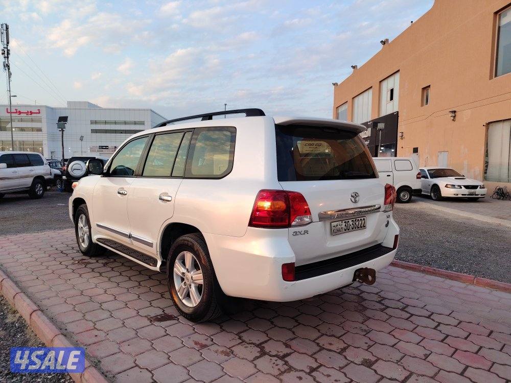 لاندكروزر 8 سلندر2