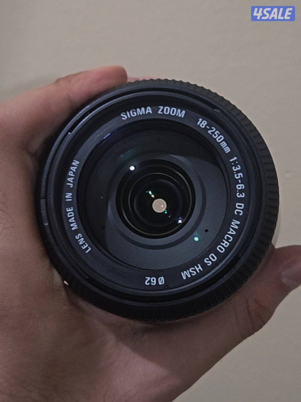 Sigma 18-250mm f/3.5-6.3 For Canon EF1