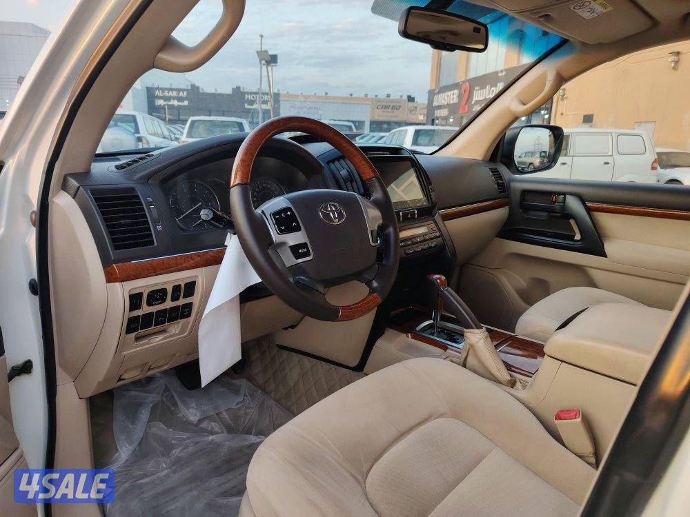 لاندكروزر 8 سلندر4