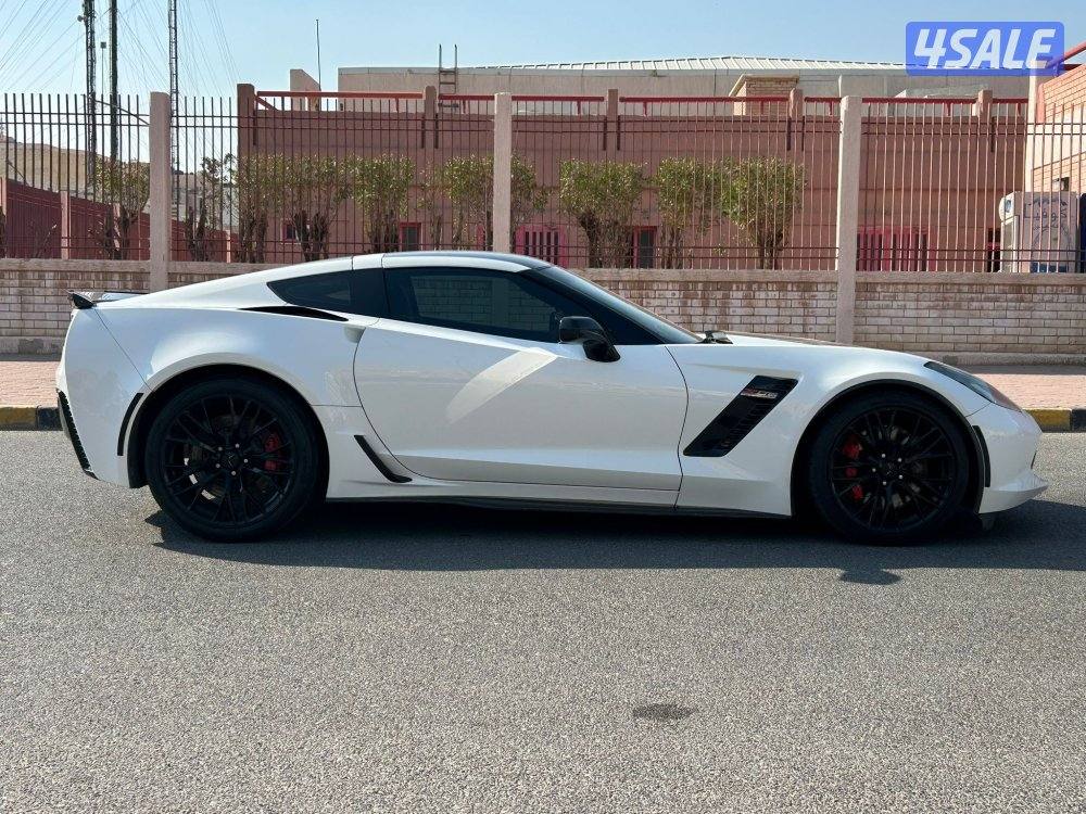 كورفت C7 Z06 عداد 666