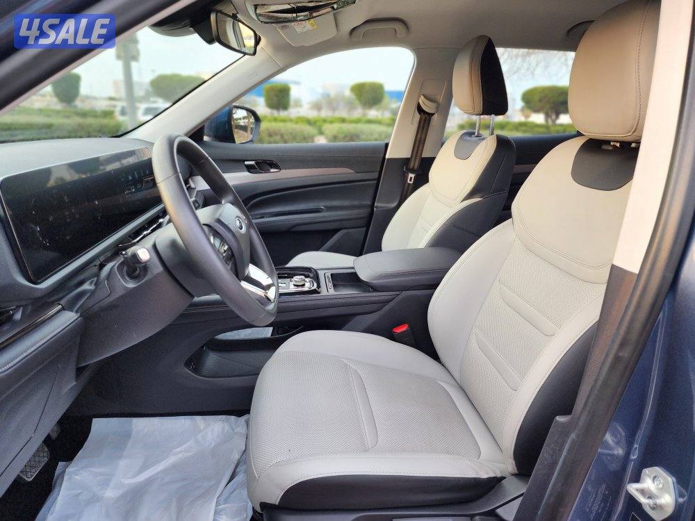 فورد تيريتوري موديل ٢٠٢٣ عداد ٧٠ ألف سرفس منتظم فل مواصفات عدا الفتحة4