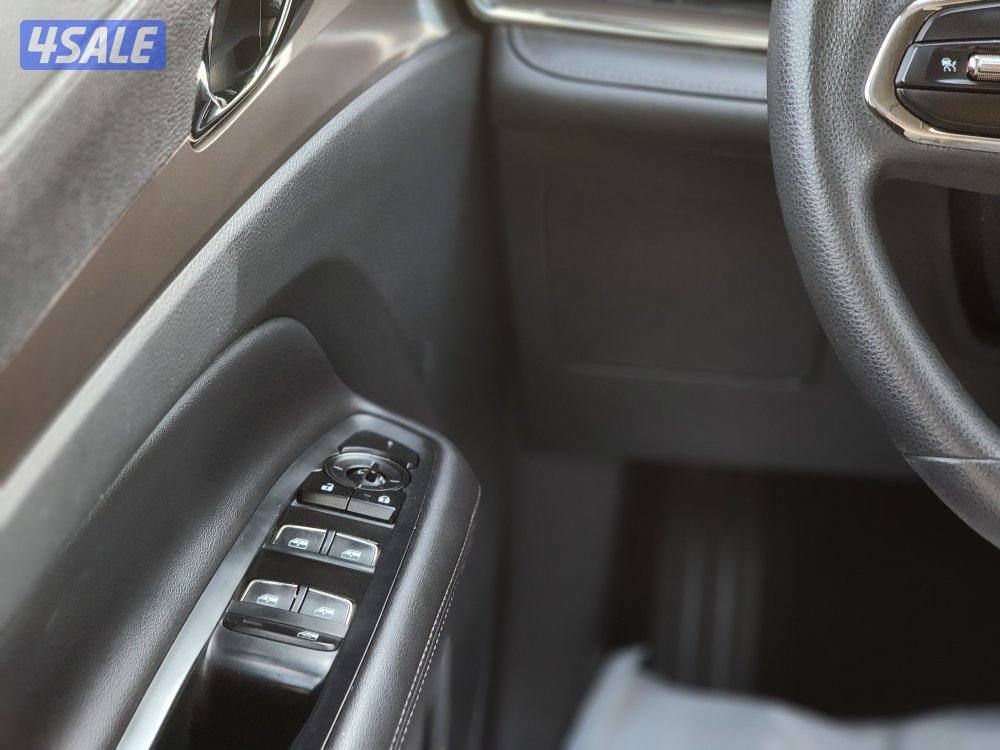 فورد تيريتوري موديل ٢٠٢٣ عداد ٧٠ ألف سرفس منتظم فل مواصفات عدا الفتحة10