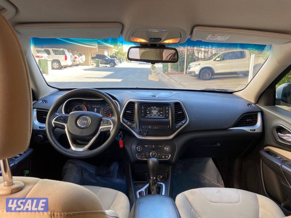 شيروكي سبورت / ٢٠١٦8