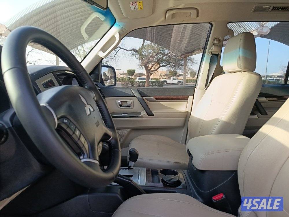 ميتسيوبيشي باجيرو 2019GLX3.8 فل اوبشن فتحه جلد كامره بحاله ممتازه7