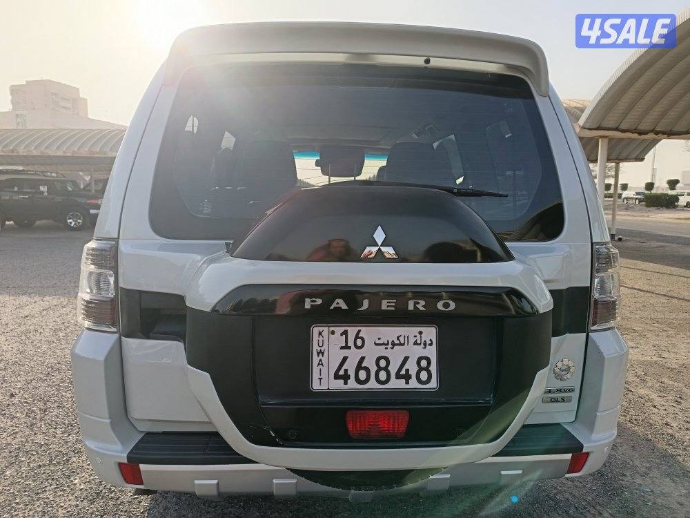 ميتسيوبيشي باجيرو 2019GLX3.8 فل اوبشن فتحه جلد كامره بحاله ممتازه11