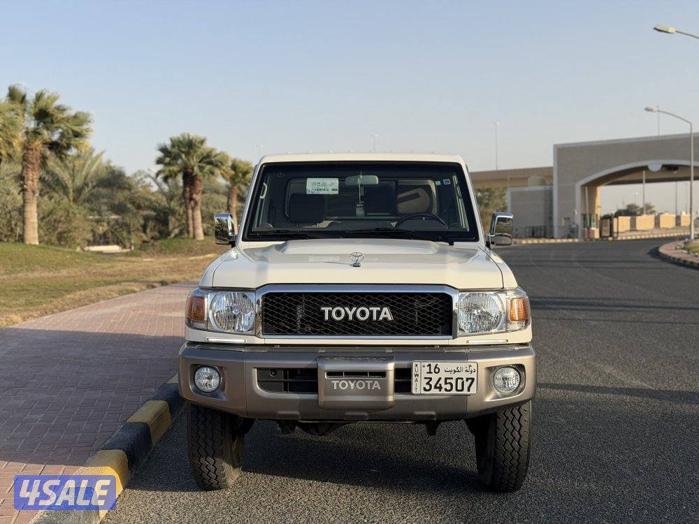 🛑(( عداد اصفار ))🛑 مخزن بحالة المصنعية موديل : 2019 فل ونش ثلاجه خشب8