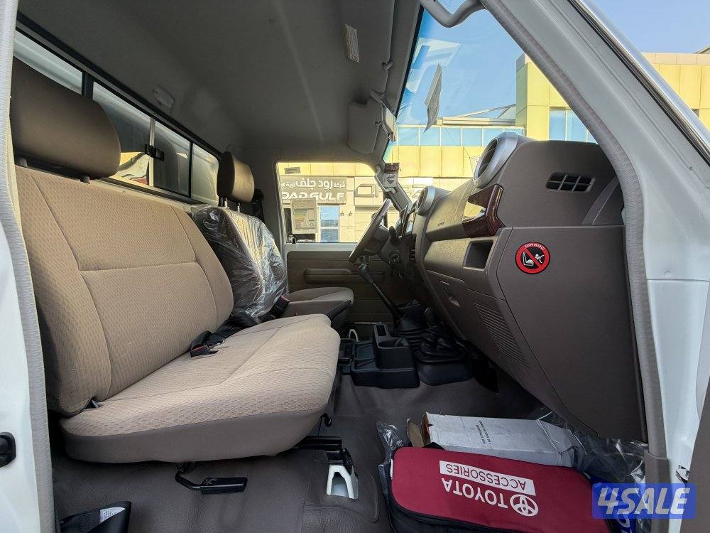 🛑(( عداد اصفار ))🛑 مخزن بحالة المصنعية موديل : 2019 فل ونش ثلاجه خشب12