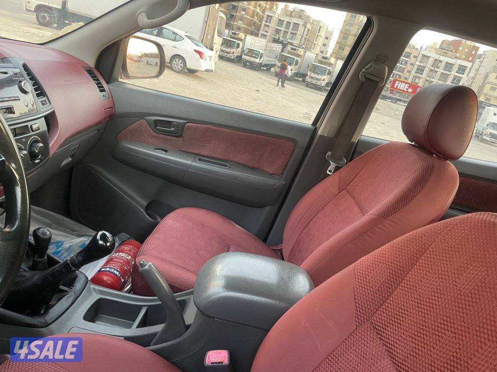 وانيت هايلكس قير عادي2